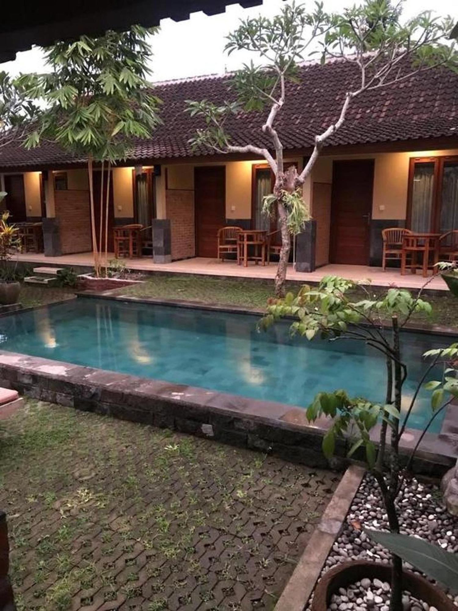 Guest house Werkudara 2*